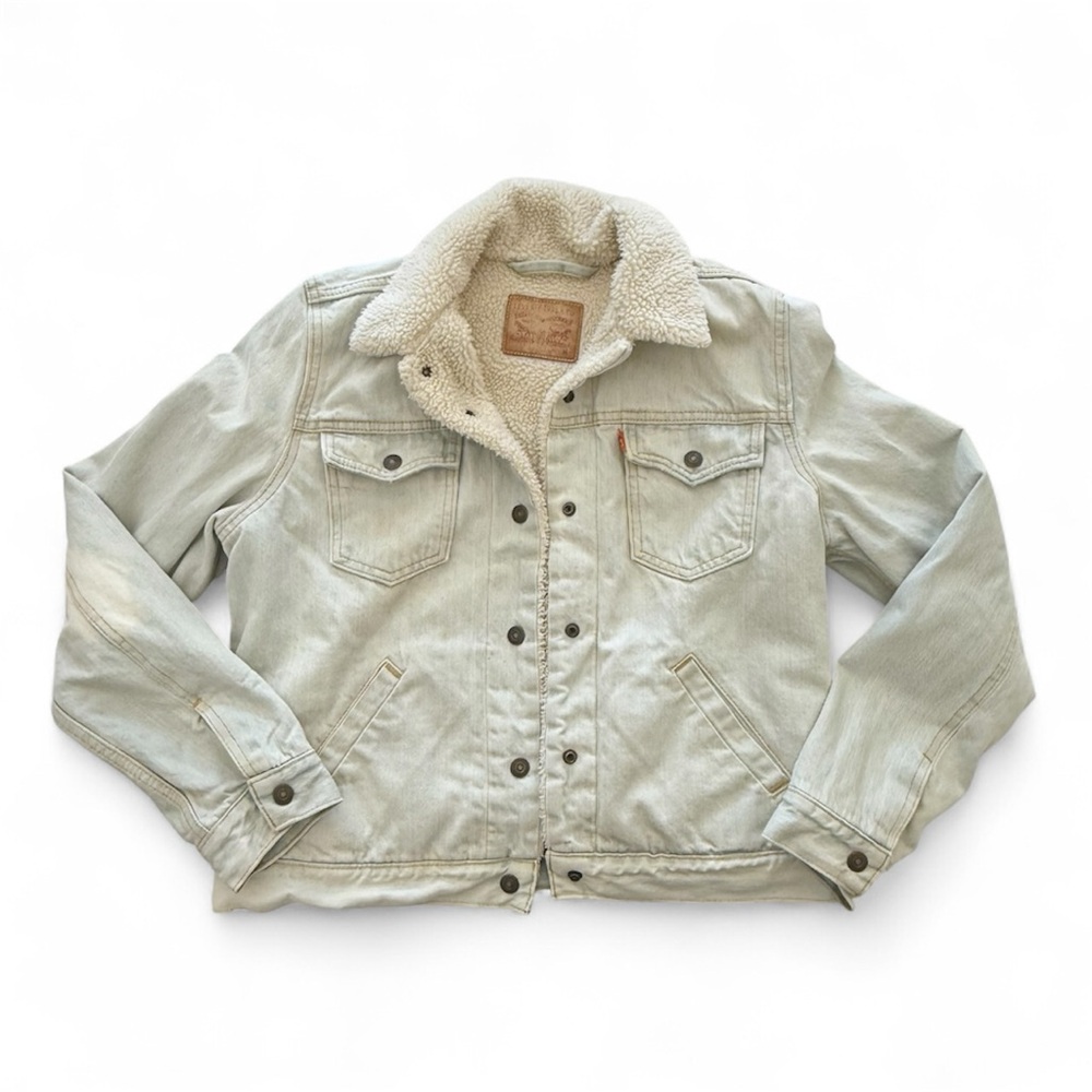 Levi’s fleece lined denim jacket size M